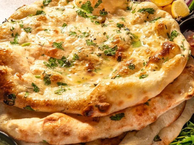 Tandoori Garlic Bread.